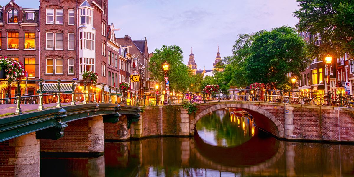 Vietnam Visa for Netherlands: 45 Days Visa-Free or E-Visa