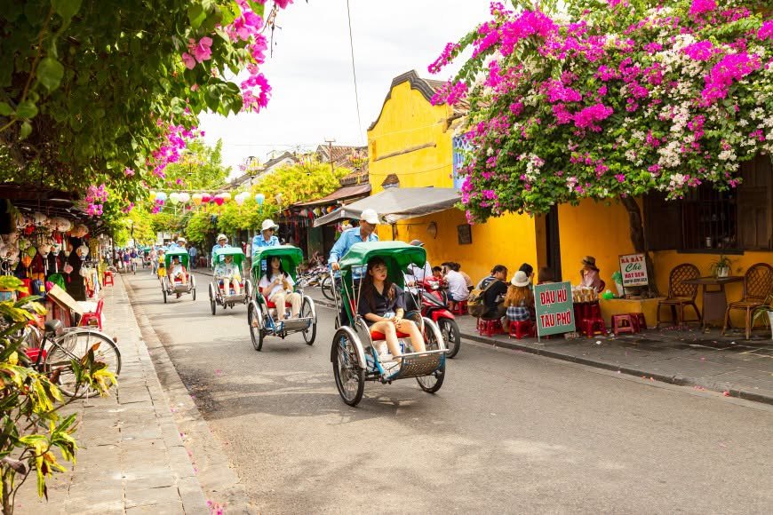 10 days vietnam sondax