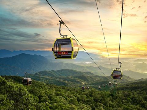 Day 5: Up Ba Na Hills by cable car to the Golden Bridge and the French village