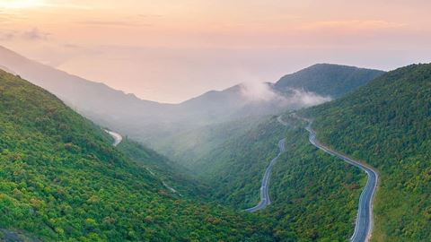 Vietnam UNESCO Heritage Tour: 10 Days, Ha Long, Phong Nha and Hue