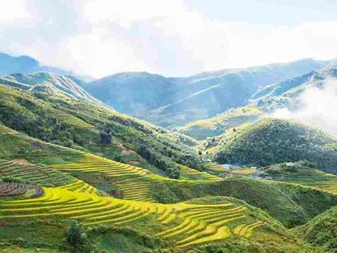 Day 3: Hanoi to Sapa: the road north and a free afternoon in the town