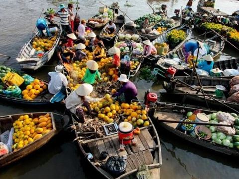 Day 3: Cai Rang Floating Market at first light, a noodle workshop and the drive back to Saigon