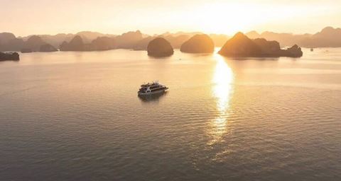 Ha Long Bay Day Cruise on the 5-Star Olympus with Buffet Lunch – photo 5