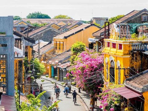 Day 4: Hoi An Ancient Town on foot