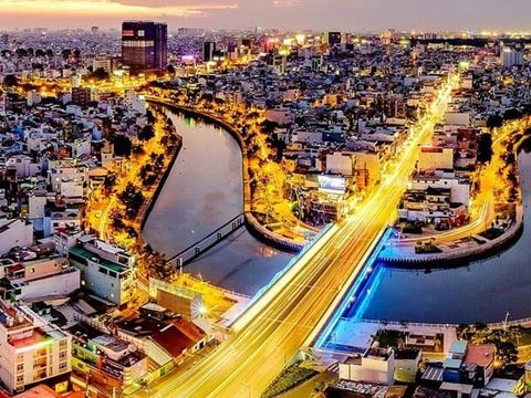 Day 1: Arrive in Ho Chi Minh City and settle into the city