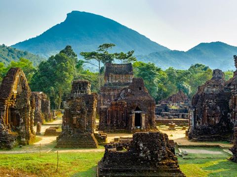 Day 6: My Son Sanctuary: Cham temple towers, an Apsara dance and a boat back along the Thu Bon