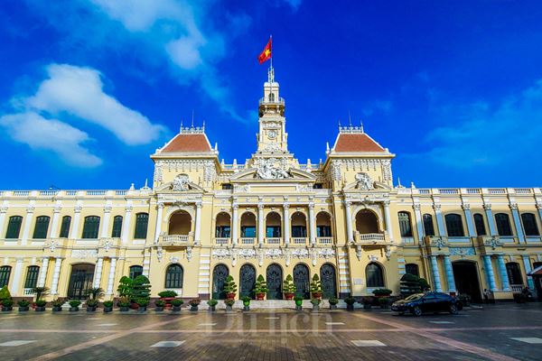 Ho Chi Minh to Hanoi Tour in 10 Days: Mekong, Hoi An, Ha Long