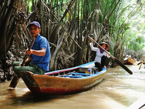 Day 2: Cu Chi Tunnels in the morning, the Mekong islands by boat, sampan and bicycle in the afternoon