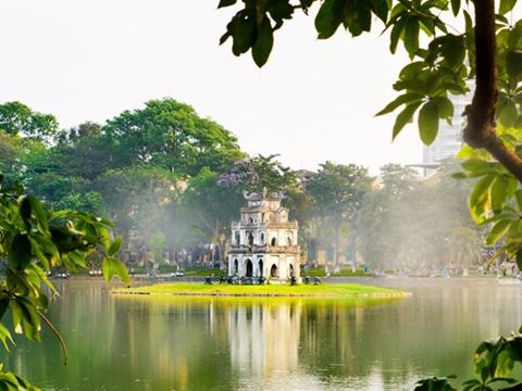 Day 1: Arrive in Hanoi and a first evening in the Old Quarter