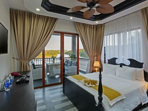 Phong Nha Lake House Resort