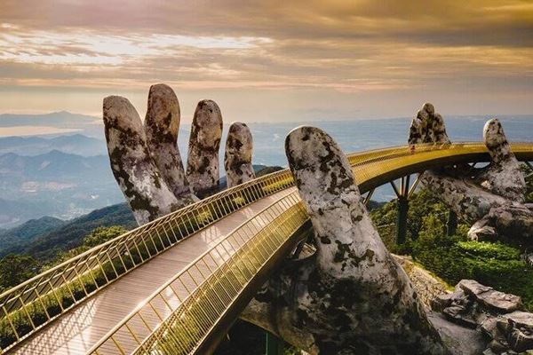 Vietnam Tour 7 Days: Three Regions, Saigon to Da Nang and Hanoi