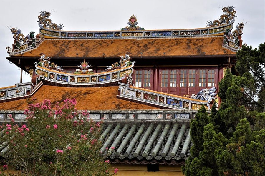 10-Day Vietnam Highlights Tour: Ho Chi Minh City to Hanoi
