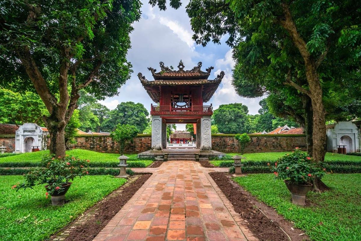 Vietnam Tour 8 Days: Ha Long Cruise, Hoi An and the Mekong Delta