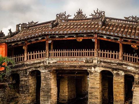 Day 6: My Son Sanctuary: Cham temple towers, an Apsara dance and a boat back along the Thu Bon