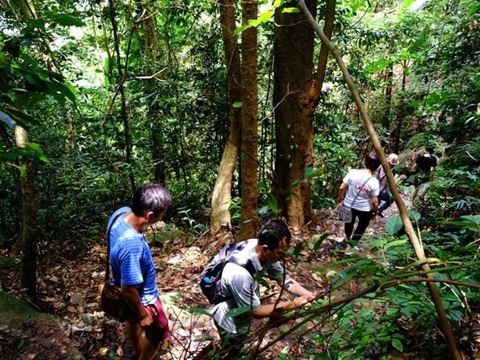 Day 6: Into the Mai Chau Valley: a Muong village and the West Hill trek