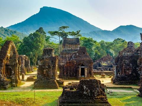Day 3: Free day in Hoi An: a tailor, a slow coffee or the My Son temples