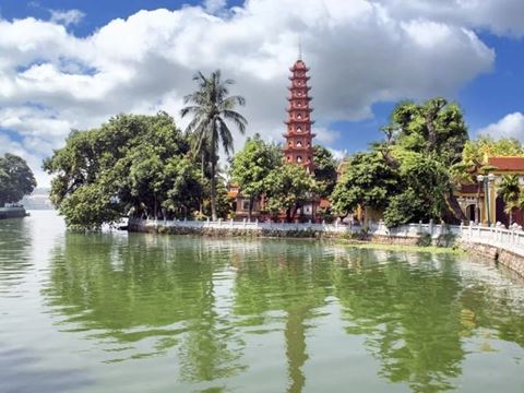 Day 2: Hanoi’s main sights in one guided day, from West Lake to the Ethnology Museum