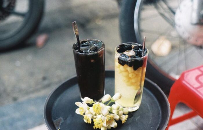 Ola Real Locals Explore Hanoi – Full-day tour - Image 11