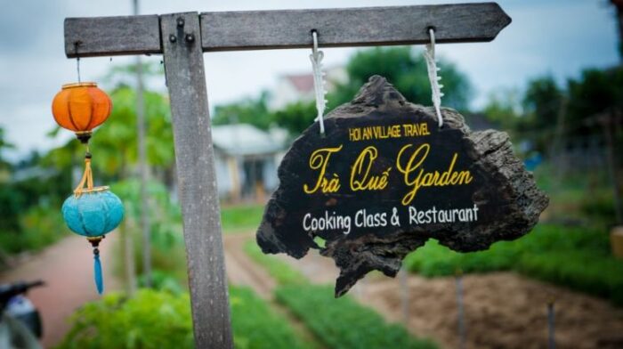 PRIVATE TRA QUE VILLAGE BIKING AND LOCAL COOKING HALF DAY - Image 2