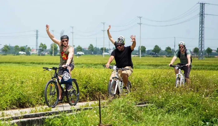PRIVATE TRA QUE VILLAGE BIKING AND LOCAL COOKING HALF DAY - Image 3